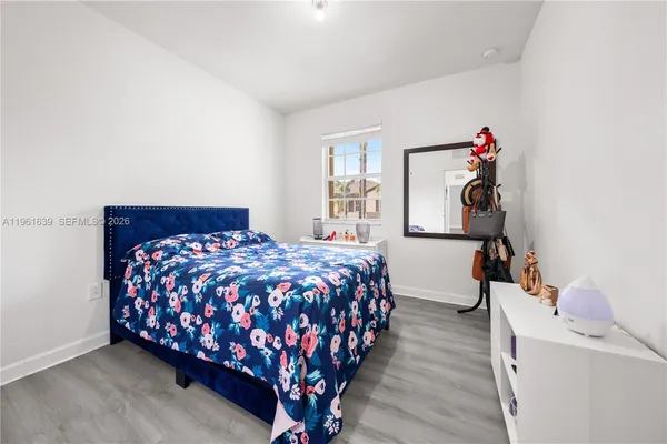 $525,000 | 16958 Southwest 92nd Street, Unit 16958, Miami, FL 33196