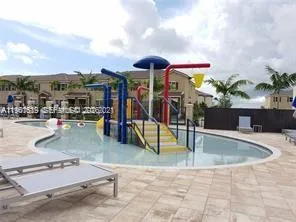 $525,000 | 16958 Southwest 92nd Street, Unit 16958, Miami, FL 33196