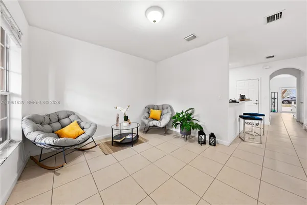 $525,000 | 16958 Southwest 92nd Street, Unit 16958, Miami, FL 33196