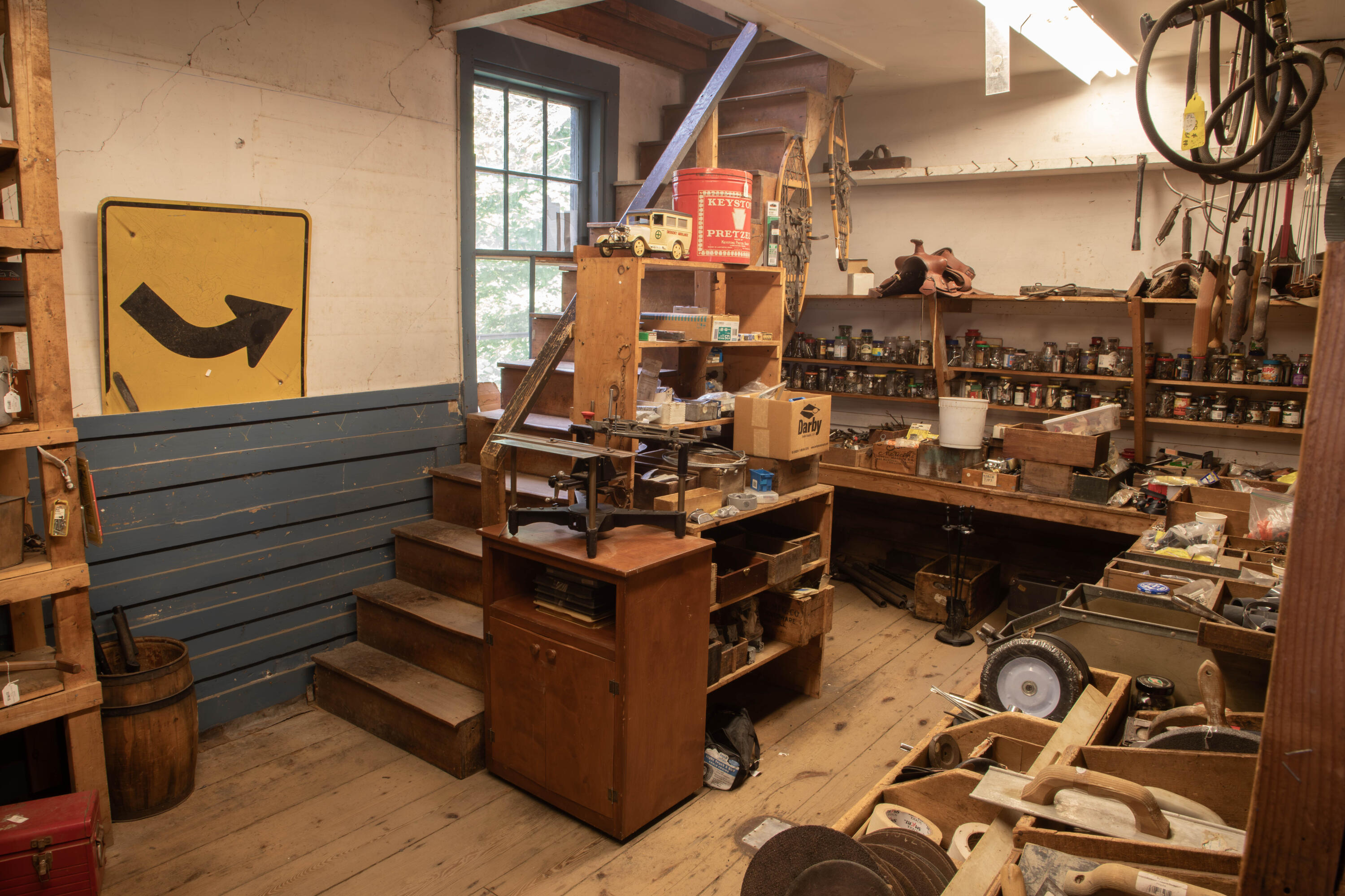 57 Main Street Liberty, ME 04949 - Photo 8 of 23 1st floor 2nd room