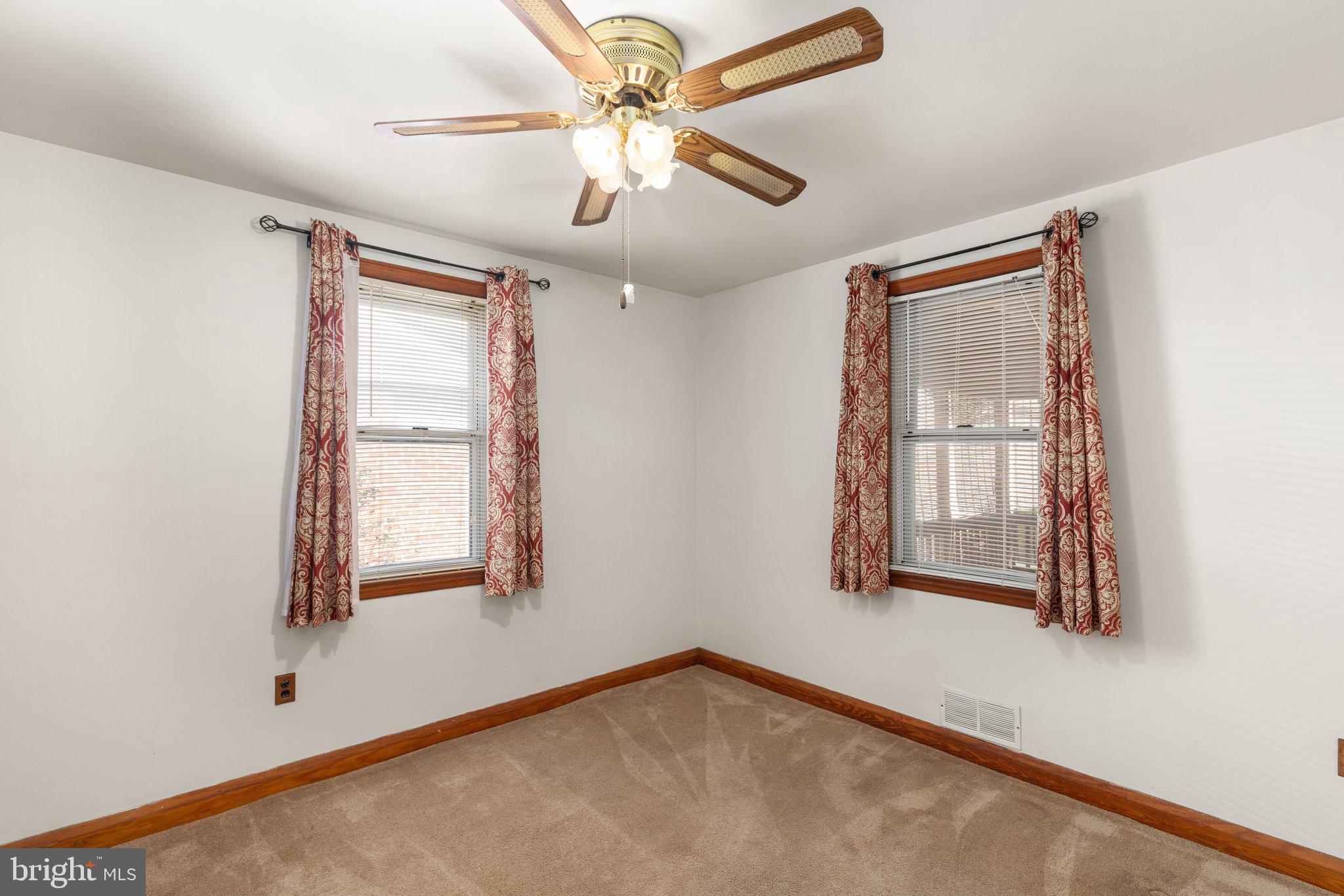 8439 Garden Road Pasadena, MD 21122 - Photo 13 of 30 Main Level Bedroom