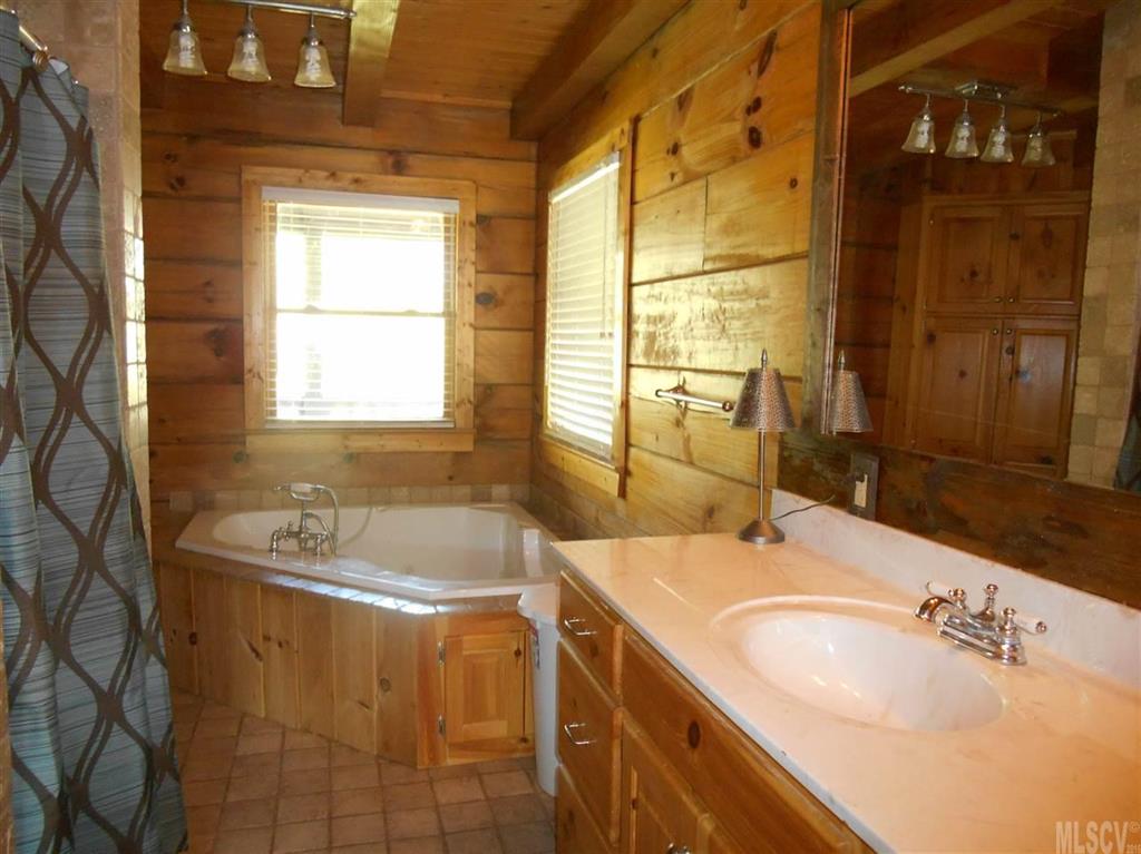 2038 Alfred Hartley Road Lenoir, NC 28645 - Photo 12 of 25 Gallery Image 12