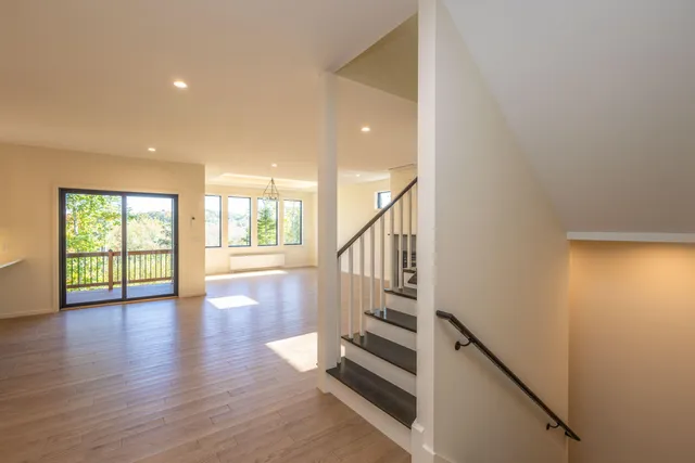 $1,295,000 | 76 Park Street, Rockport, ME 04856