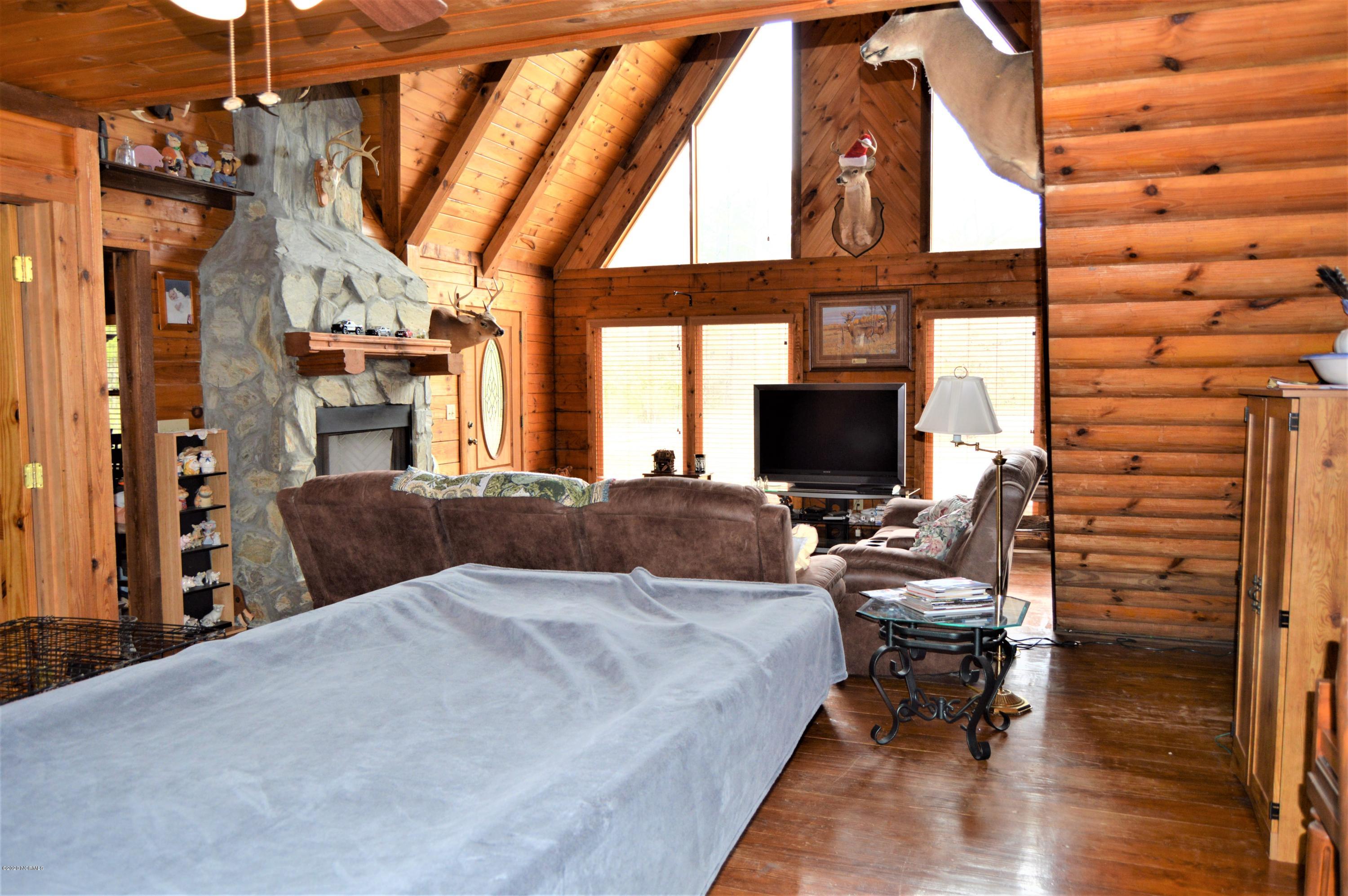 605 Pelham Road Willard, NC 28478 - Photo 13 of 42 from dining room