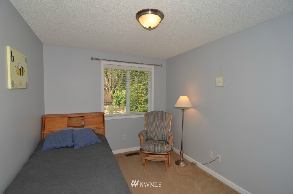 10911 Northeast 151st Street Bothell, WA 98011 - Photo 12 of 15 Gallery Image 12