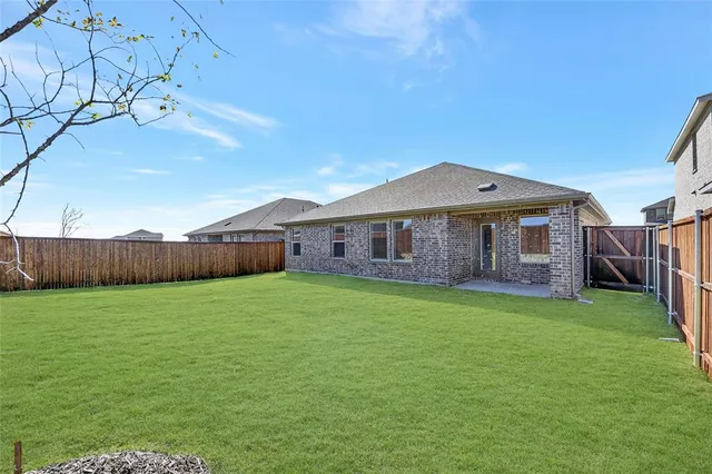 $2,100 | 4121 Amethyst Drive, Celina, TX 75009
