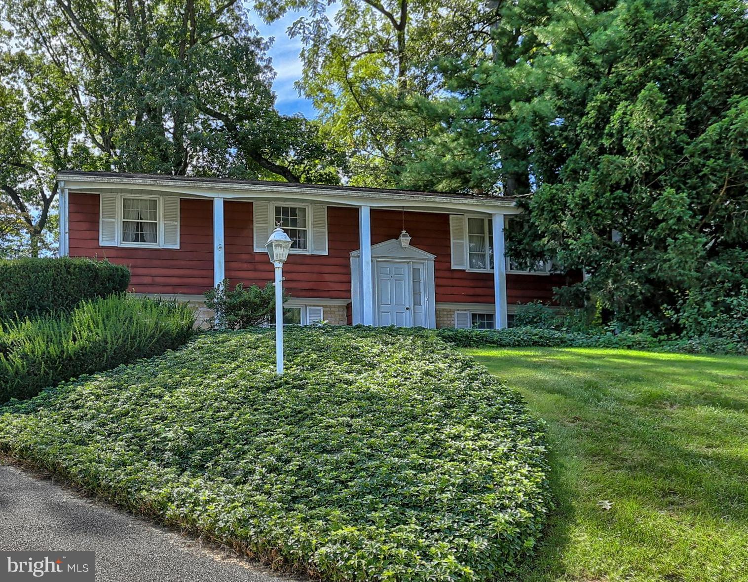 162 Kirch Road York, PA 17402 - Photo 1 of 24