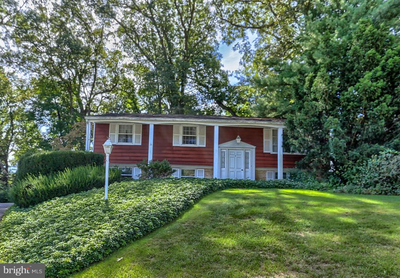 162 Kirch Road York, PA 17402 - Photo 2 of 24