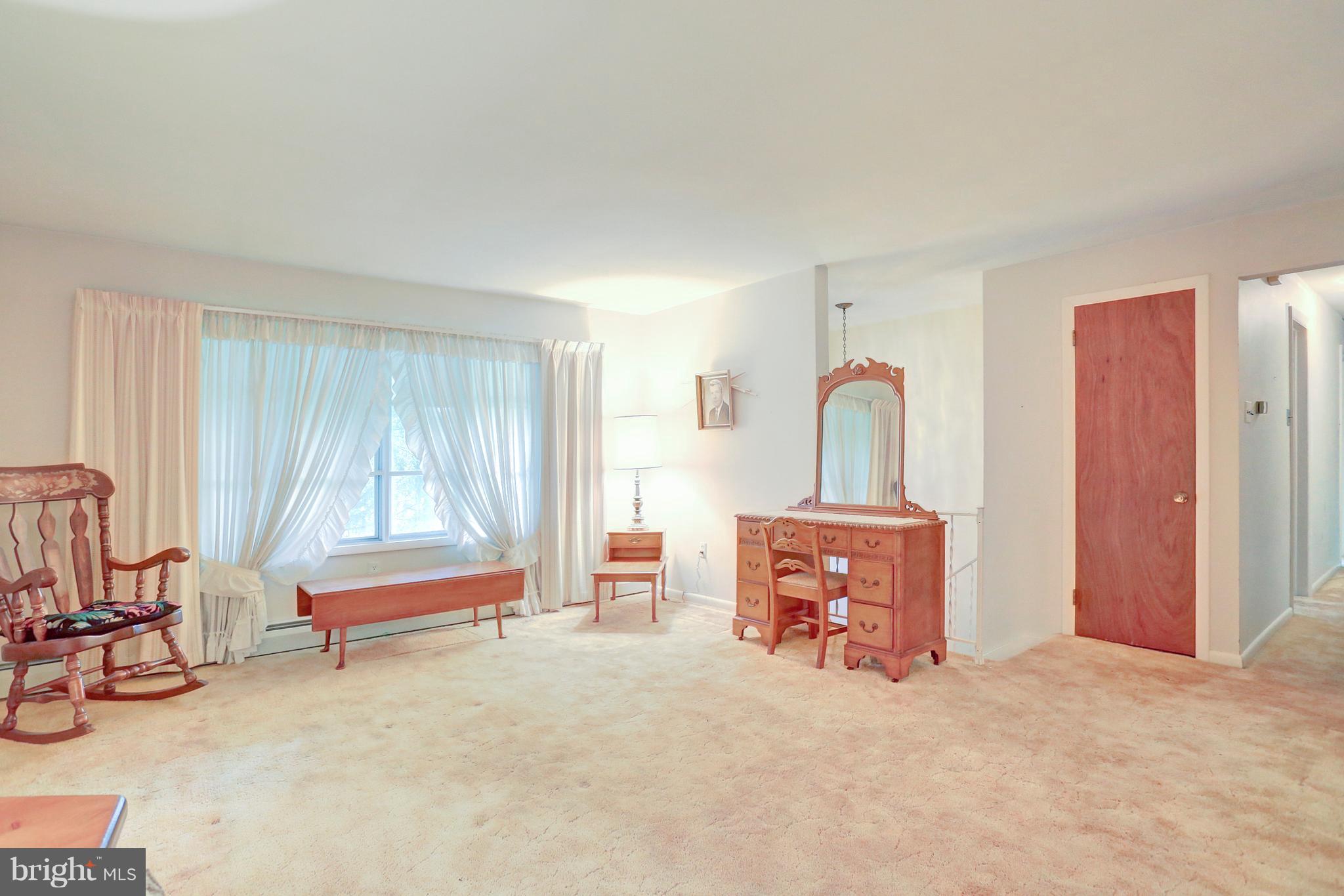 162 Kirch Road York, PA 17402 - Photo 4 of 24