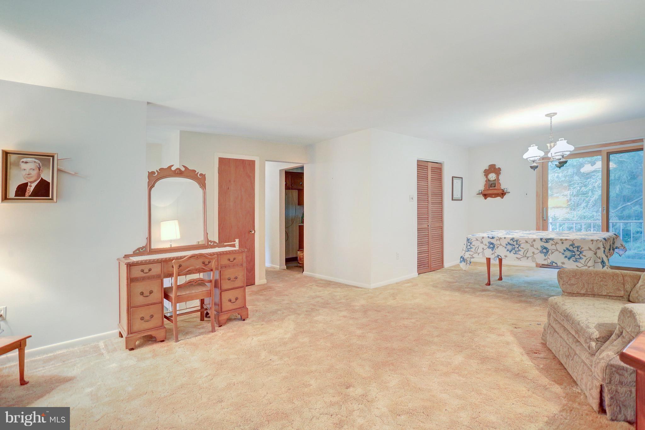 162 Kirch Road York, PA 17402 - Photo 5 of 24