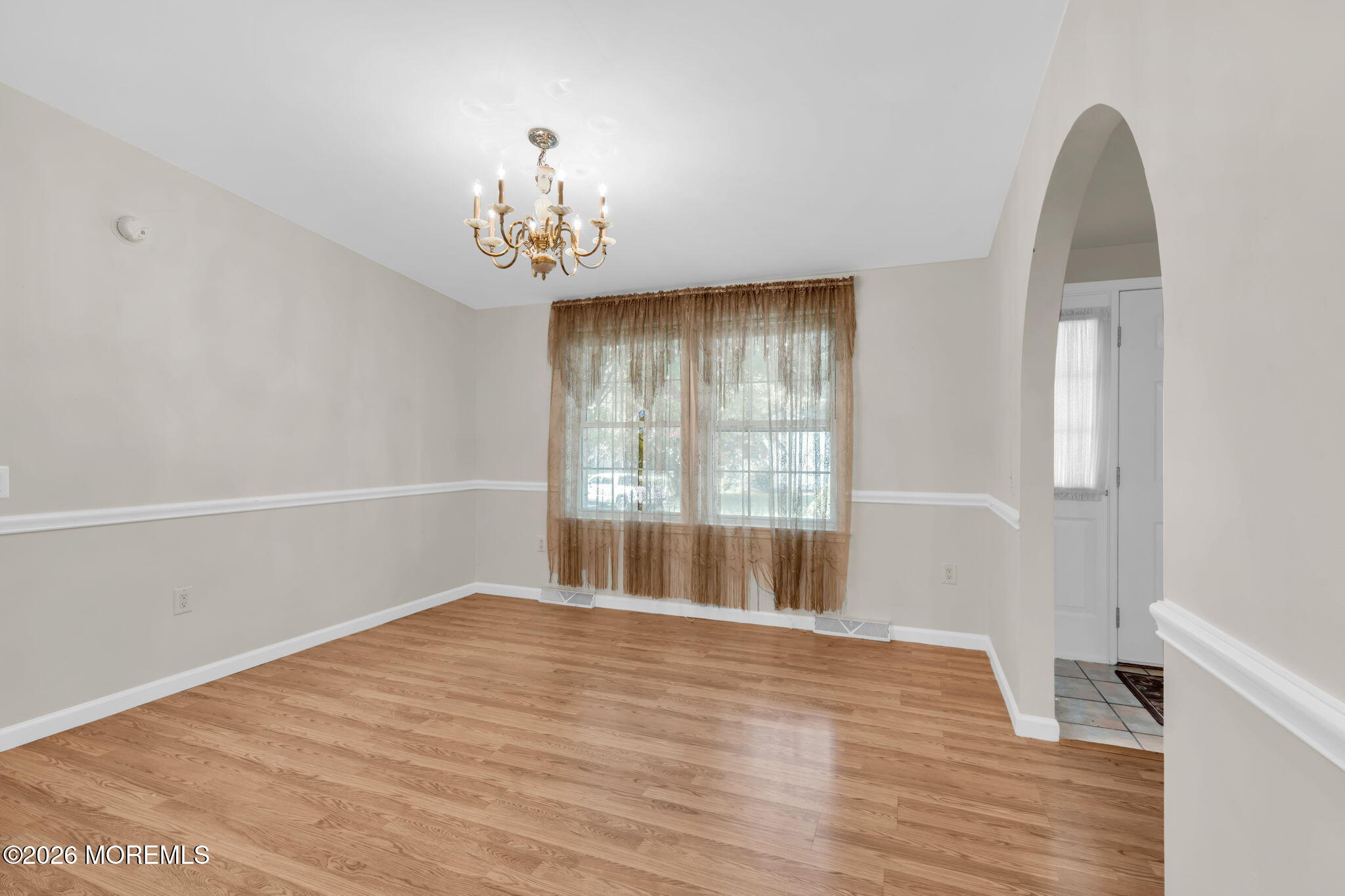 17 Tanglewood Drive Cream Ridge, NJ 08514 - Photo 10 of 28 Dining Room
