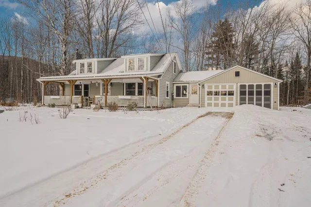 $349,500 | 15 Harbor Road, Bryant Pond, ME 04219