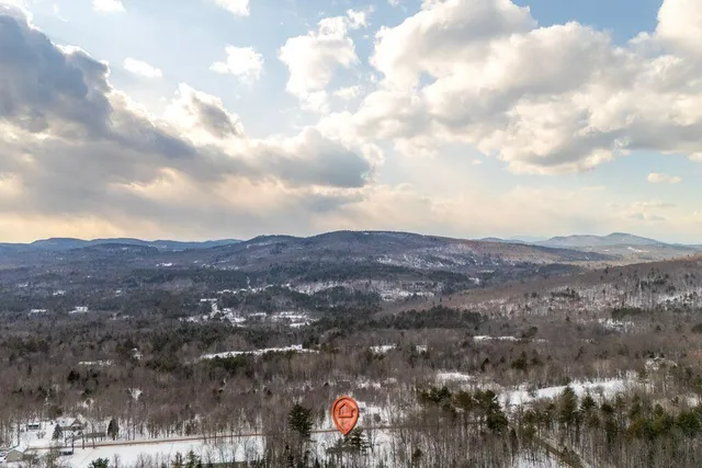 $349,500 | 15 Harbor Road, Bryant Pond, ME 04219