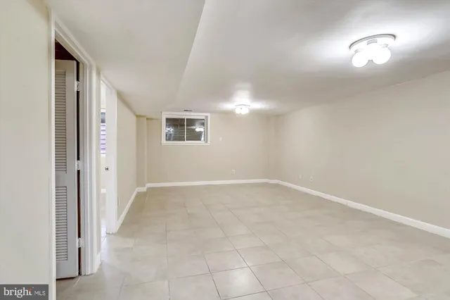 $3,200 | 21131 Crocus Terrace, Ashburn, VA 20147