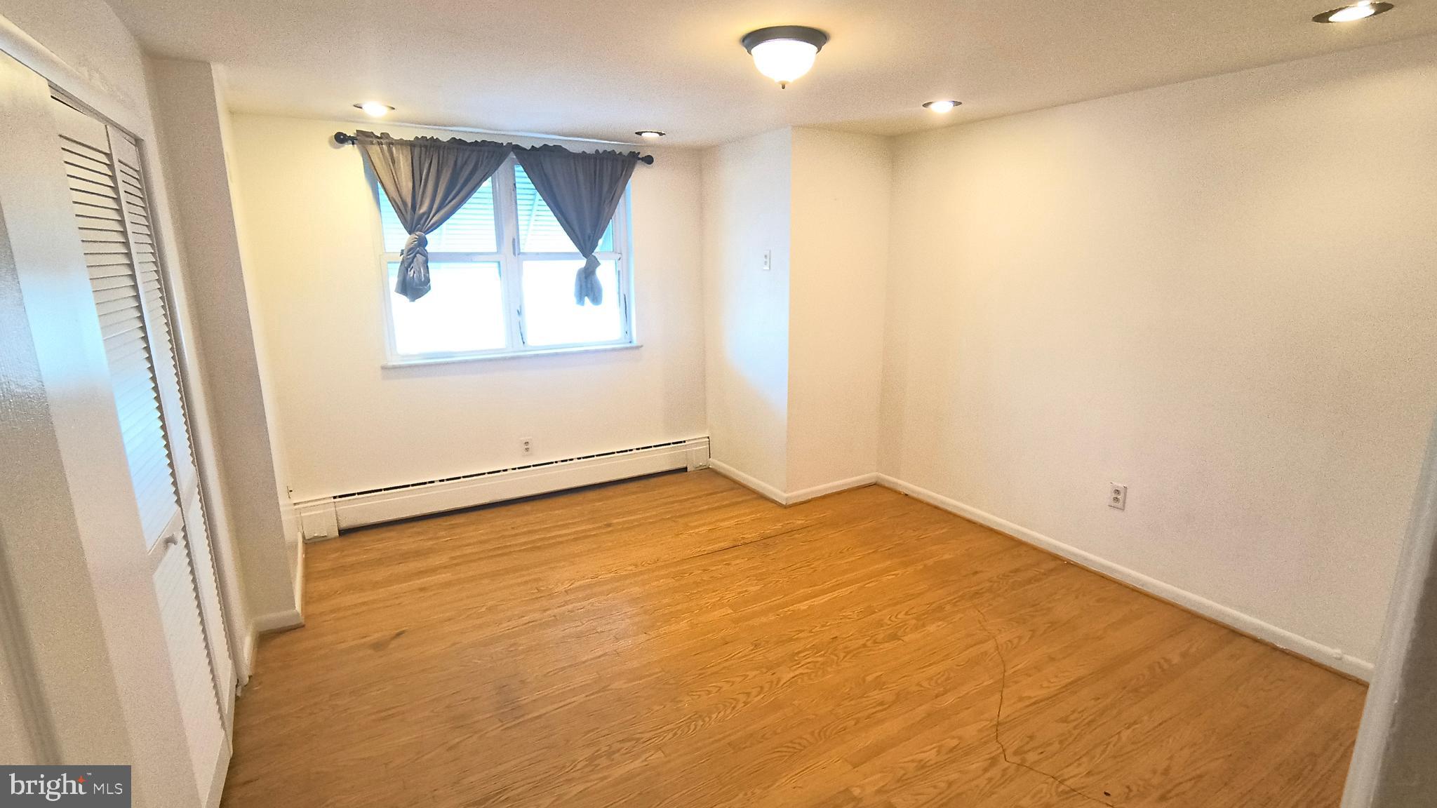 2702 South 18th Street Philadelphia, PA 19145 - Photo 19 of 30