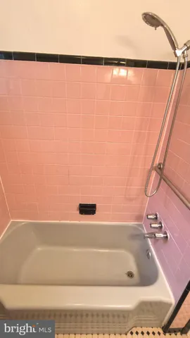 $1,850 | 2702 South 18th Street, Philadelphia, PA 19145