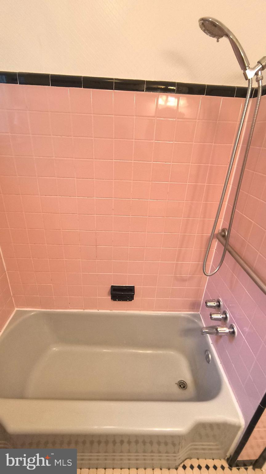 2702 South 18th Street Philadelphia, PA 19145 - Photo 29 of 30