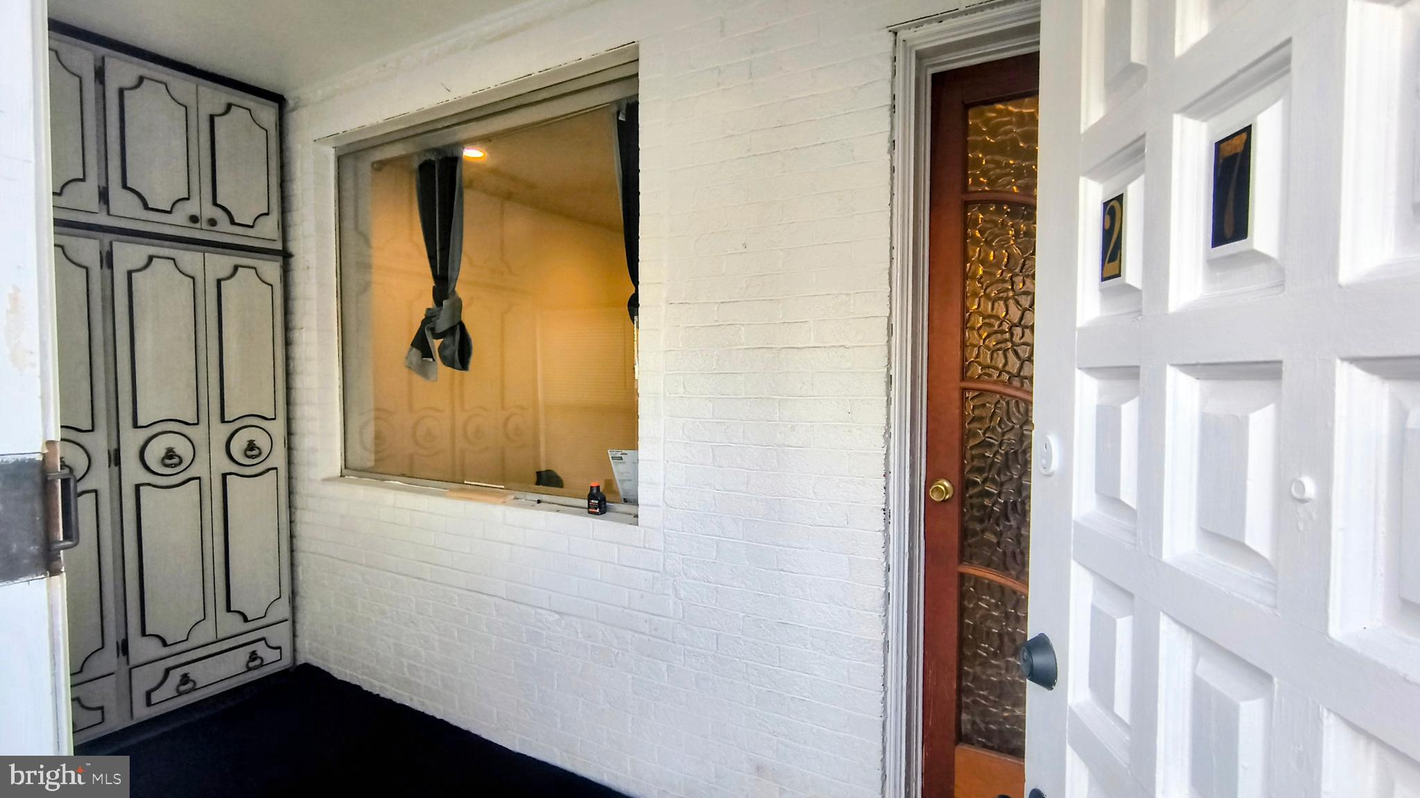 2702 South 18th Street Philadelphia, PA 19145 - Photo 4 of 30