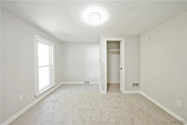 $249,898 | 17 St Marys Street, Lancaster, NY 14086