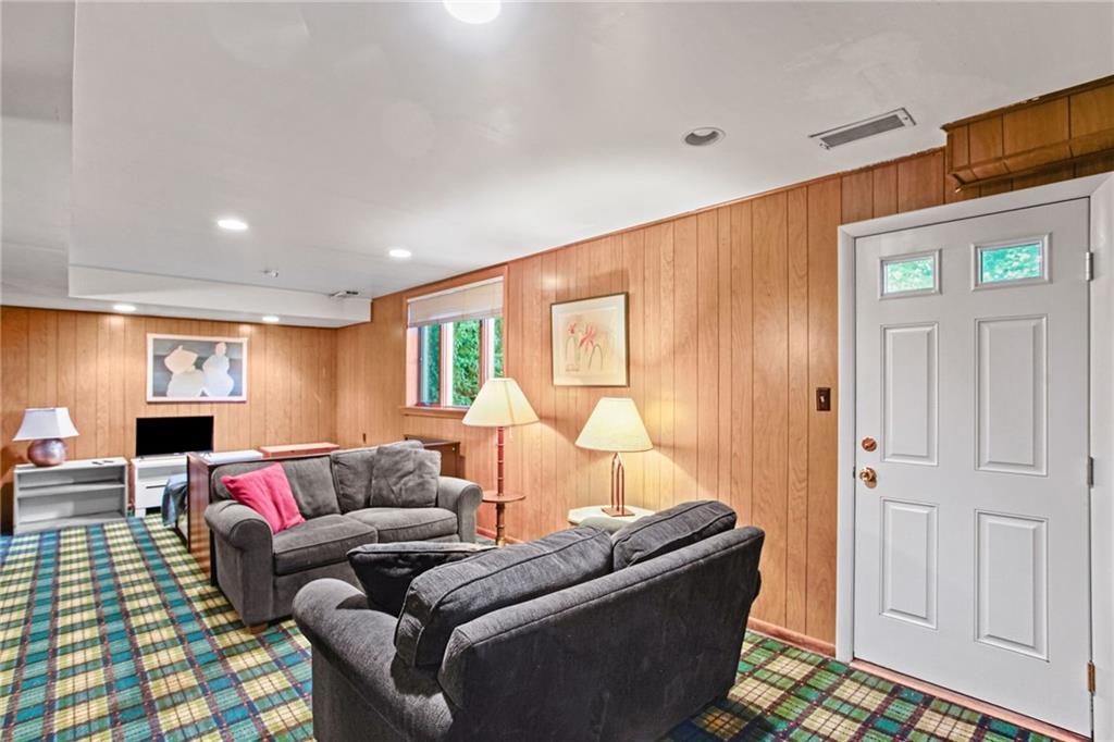 601 Edgewood Road Pittsburgh, PA 15221 - Photo 41 of 50 Gallery Image 41