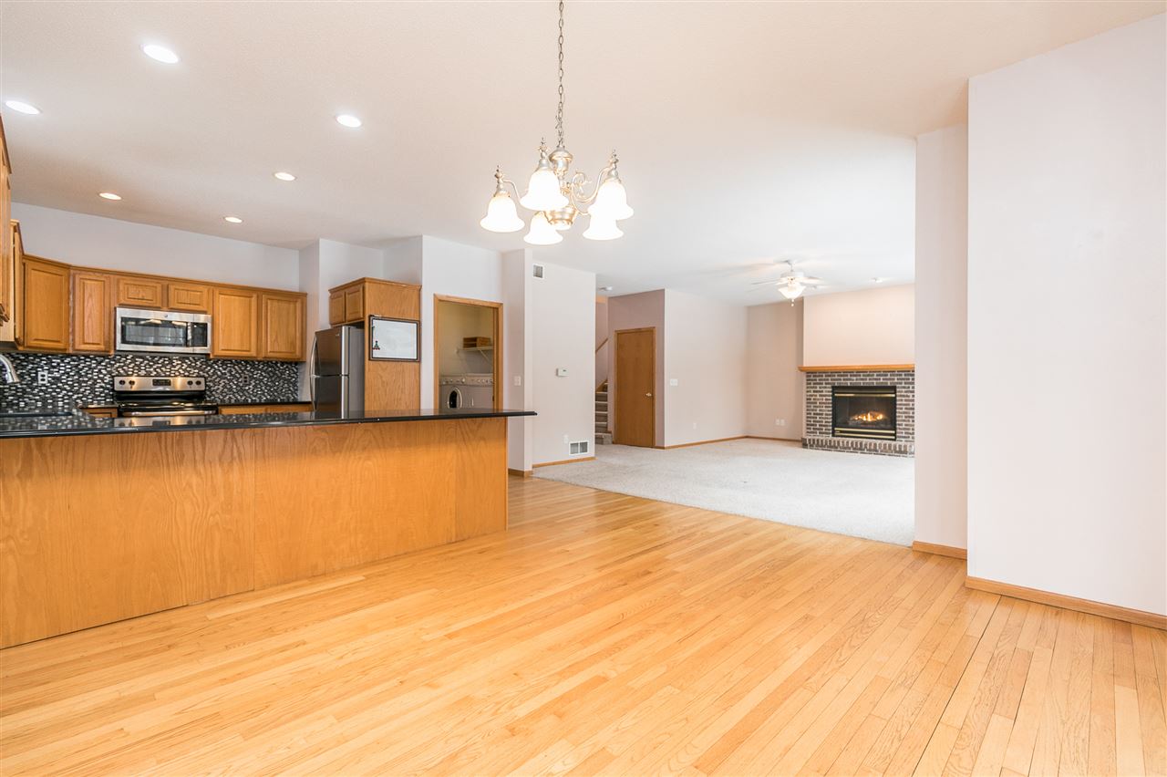 370 Brougham Road Robins, IA 52328 - Photo 11 of 39 Gallery Image 11