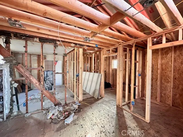 $849,995 | 15021-15023 Sylvan Street, Van Nuys, CA 91411