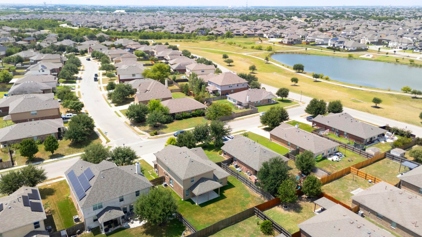 3612 Raven Caw Pass Pflugerville, TX 78660 - Photo 37 of 40 an aerial view of residential houses with outdoor space
