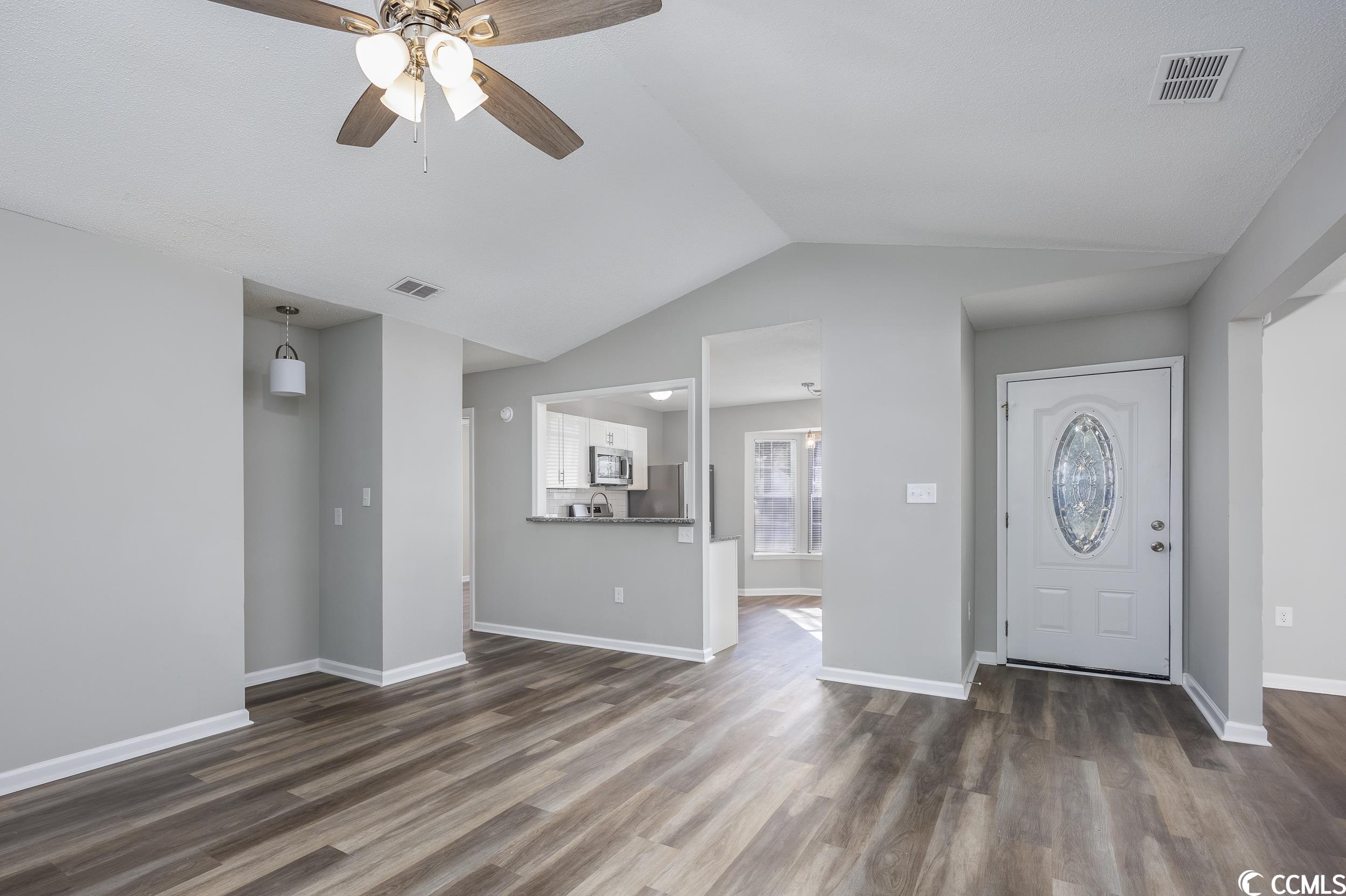 9667 Middleton Court Murrells Inlet, SC 29576 - Photo 3 of 33