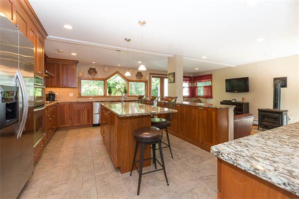 36 Browning Road Arlington, MA 02476 - Photo 11 of 28 Gallery Image 11