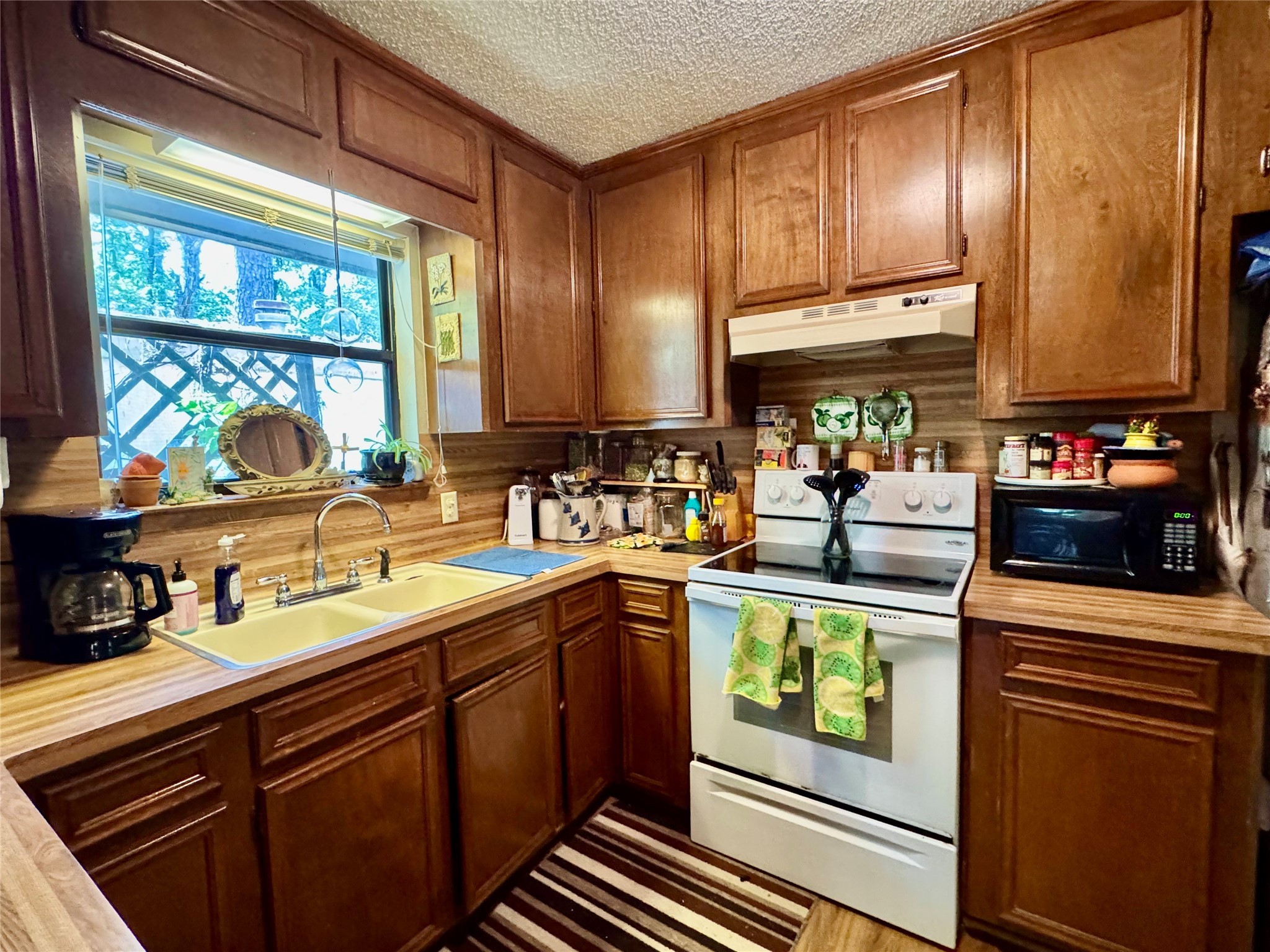 1347 Cardinal Lane Trinity, TX 75862 - Photo 12 of 36