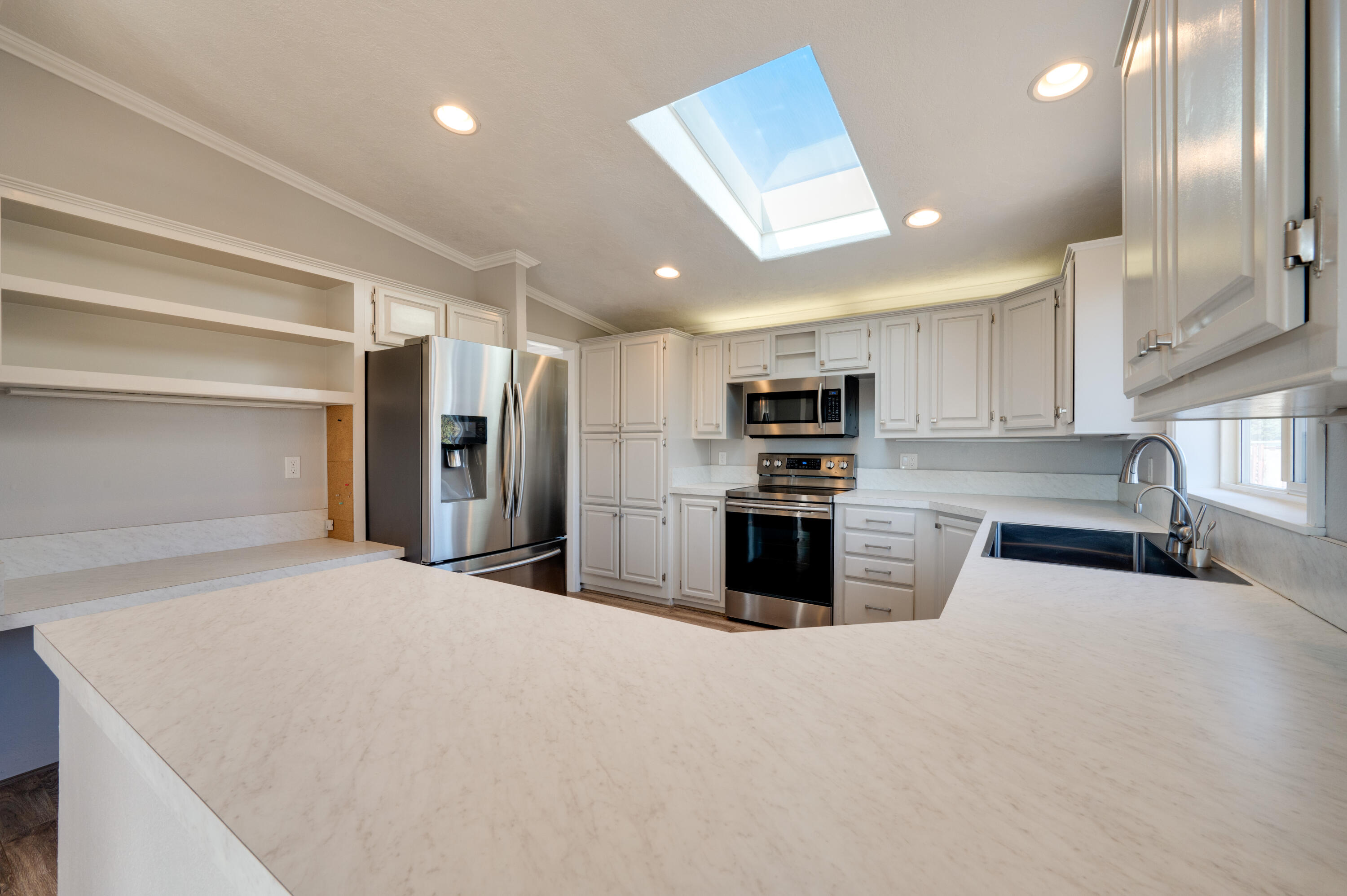 14420 Southwest Quail Road Terrebonne, OR 97760 - Photo 5 of 30 Interior-2