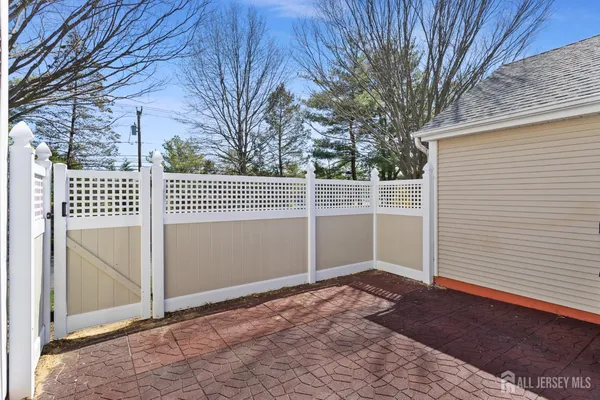 $550,000 | 63 Winthrop Road, Unit A, Monroe Township, NJ 08831