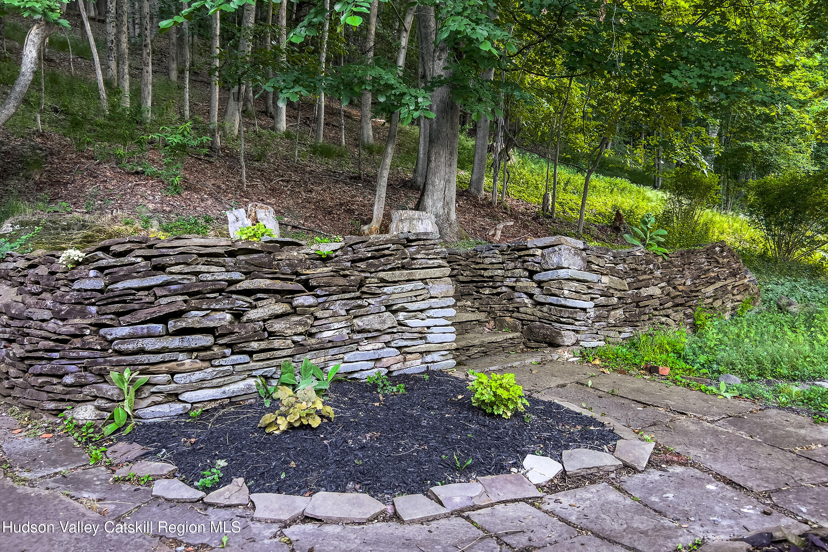 6 Westridge Road Cooperstown, NY 13326 - Photo 25 of 119 a backyard of a house with lots of green space