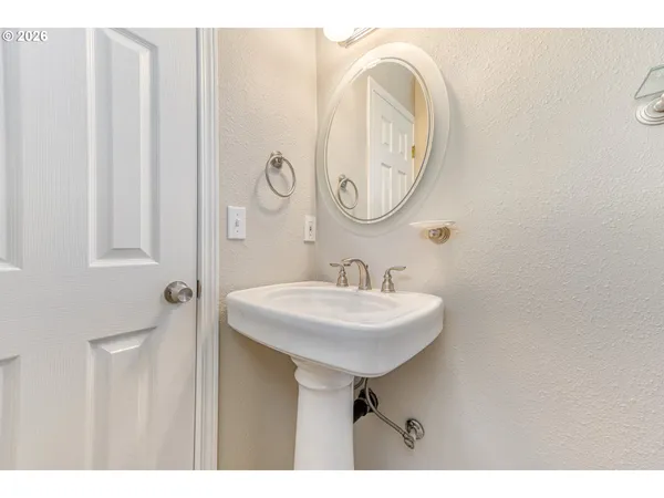 $427,500 | 1120 Southeast Spruce Court, Gresham, OR 97080