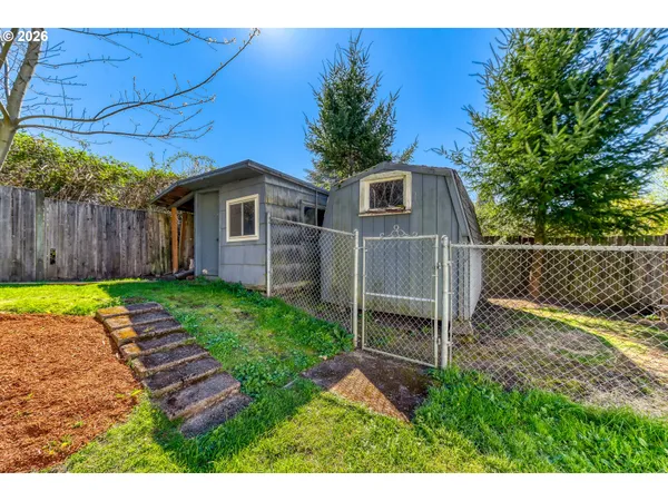 $427,500 | 1120 Southeast Spruce Court, Gresham, OR 97080