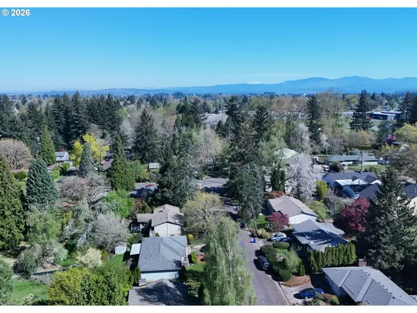 $427,500 | 1120 Southeast Spruce Court, Gresham, OR 97080