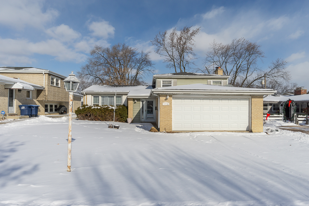 756 West Millers Road Des Plaines, IL 60016 - Photo 1 of 27