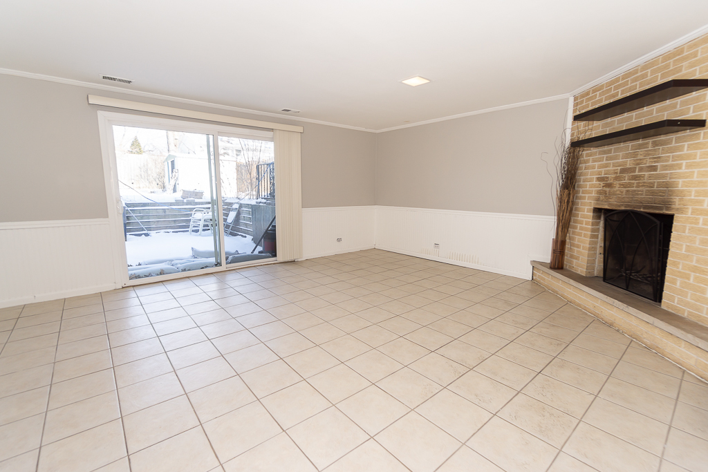 756 West Millers Road Des Plaines, IL 60016 - Photo 20 of 27