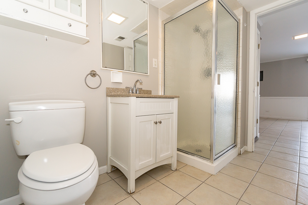 756 West Millers Road Des Plaines, IL 60016 - Photo 22 of 27