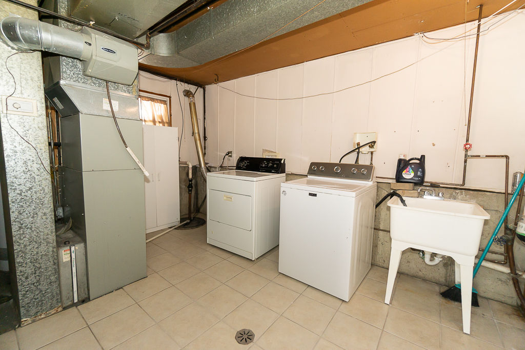 756 West Millers Road Des Plaines, IL 60016 - Photo 23 of 27