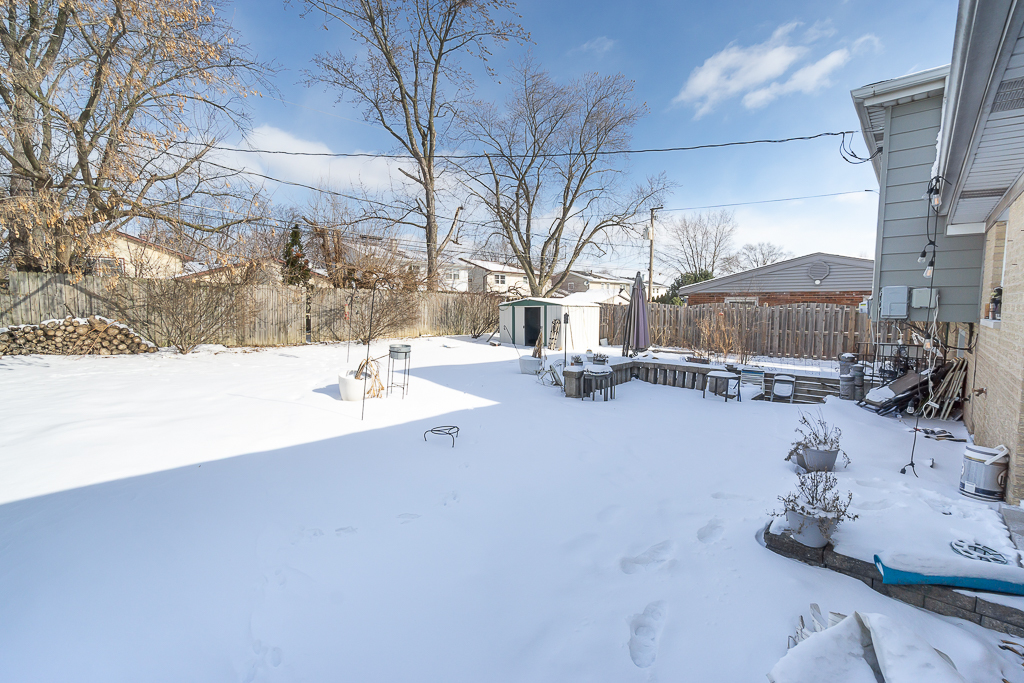 756 West Millers Road Des Plaines, IL 60016 - Photo 24 of 27