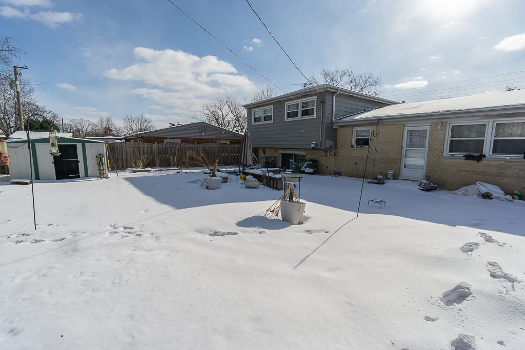 756 West Millers Road Des Plaines, IL 60016 - Photo 25 of 27