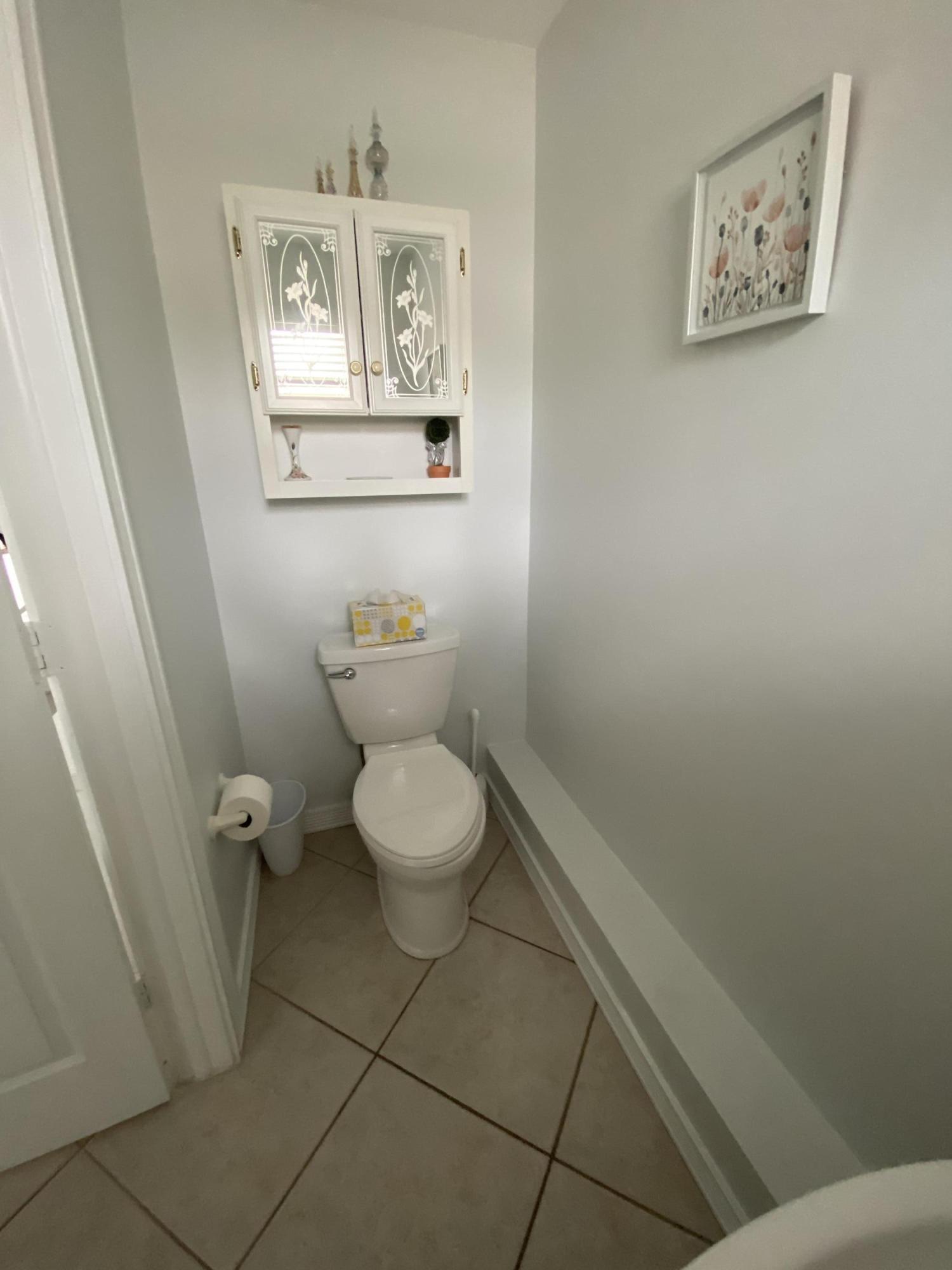 8904 G Southwest 22nd Street Boca Raton, FL 33433 - Photo 6 of 40 0.5 bath 2