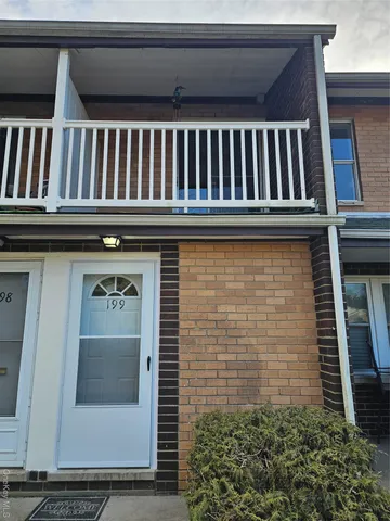 $249,999 | 199 Artist Lake Drive, Middle Island, NY 11953