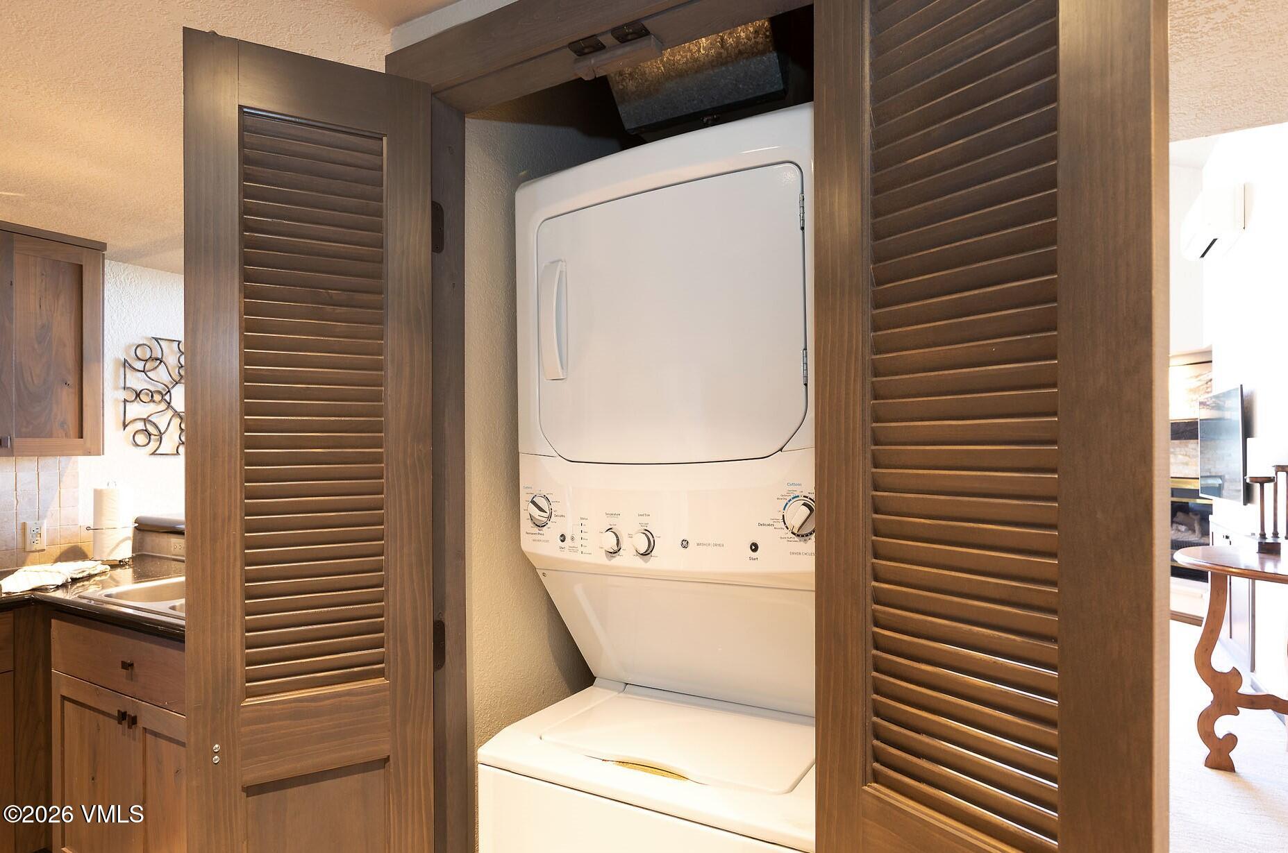 210 Offerson Road, Unit 41428 Beaver Creek, CO 81620 - Photo 15 of 25 a bathroom view