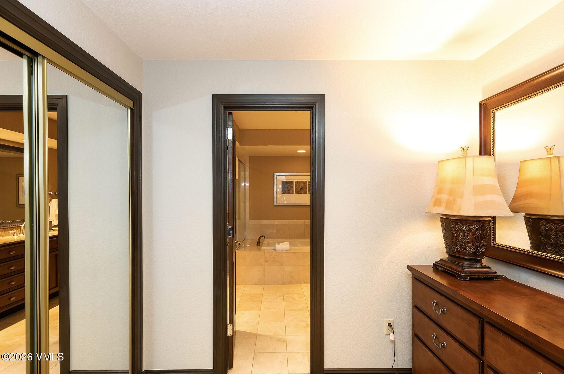 210 Offerson Road, Unit 41428 Beaver Creek, CO 81620 - Photo 10 of 25 0E7A0120 -nw (13)