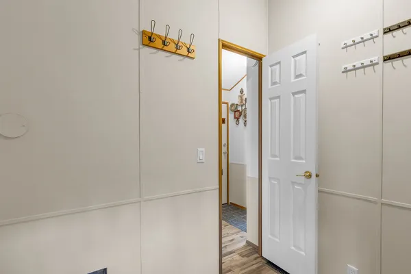 $147,000 | 280 Misty Ridge, McHenry, IL 60051