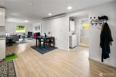 $749,950 | 11009 Asta Lane Southwest, Vashon, WA 98070