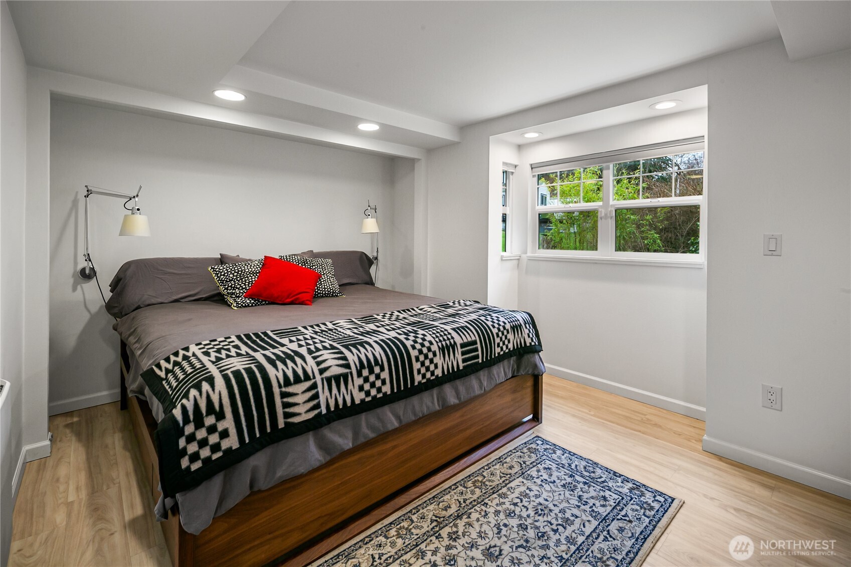 11009 Asta Lane Southwest Vashon, WA 98070 - Photo 17 of 34