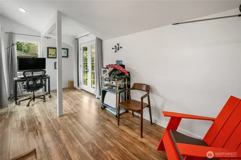 $749,950 | 11009 Asta Lane Southwest, Vashon, WA 98070